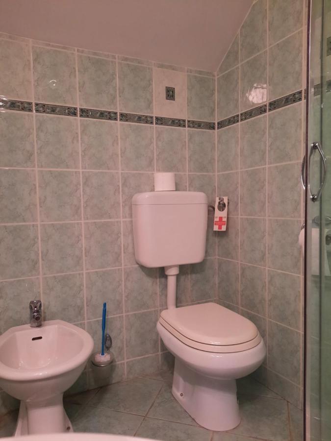 Rooms Cehovin Postojna Exterior foto