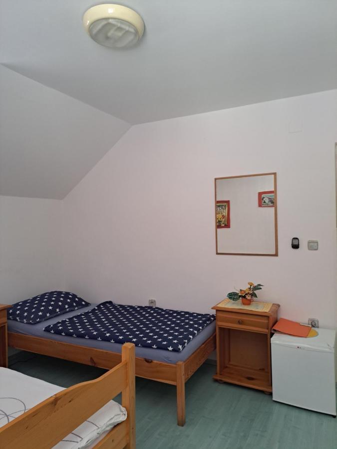 Rooms Cehovin Postojna Exterior foto